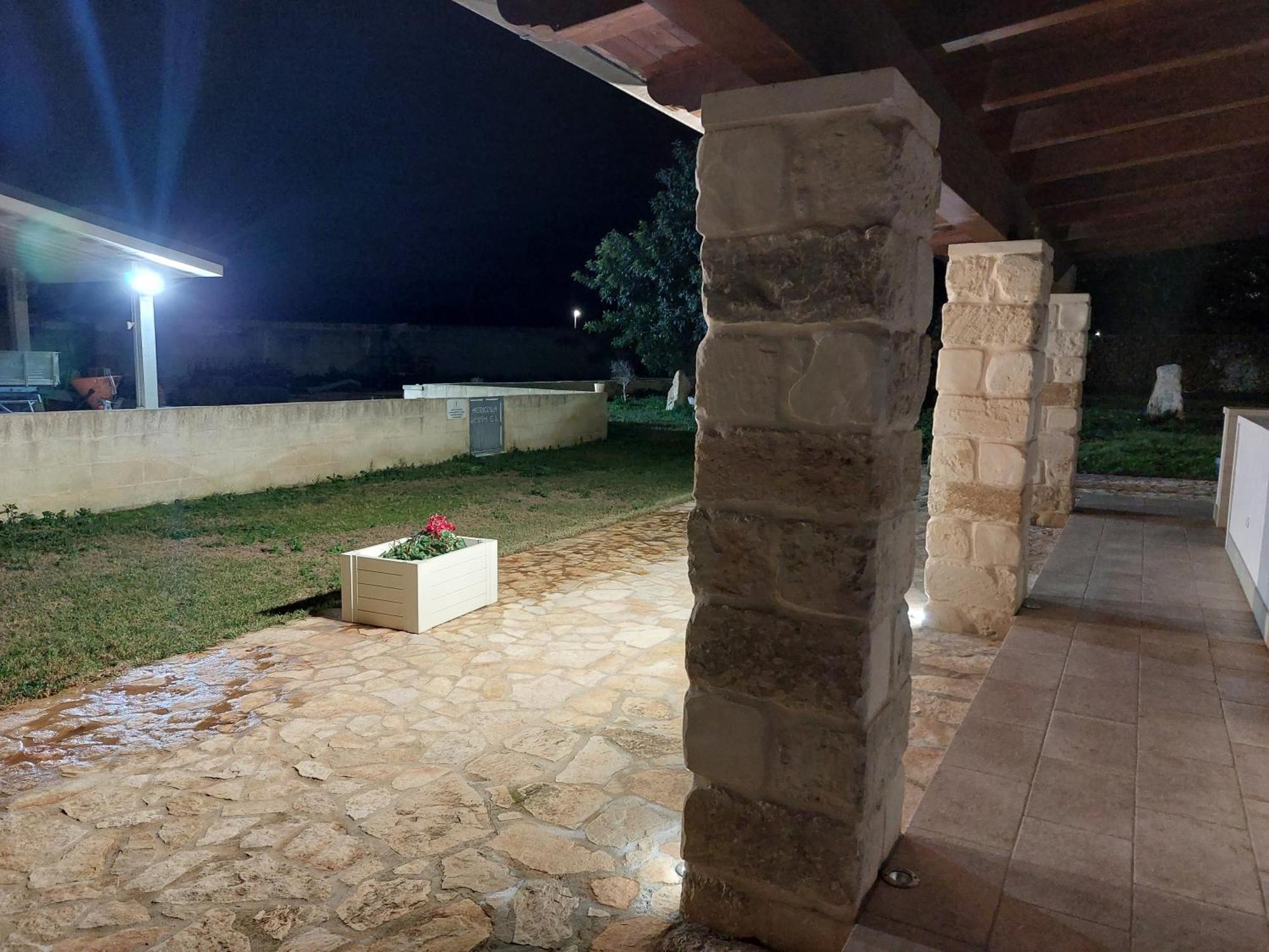 L'Aira Ecchia - Ospitalita Rurale Villa Lecce Luaran gambar